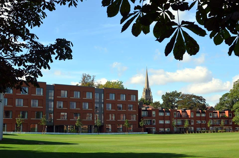 Zakwaterowanie na kampusie na obozie językowym w Cambridge